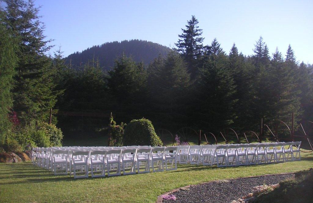 Wedding scene at Cascade Creek Meadows
